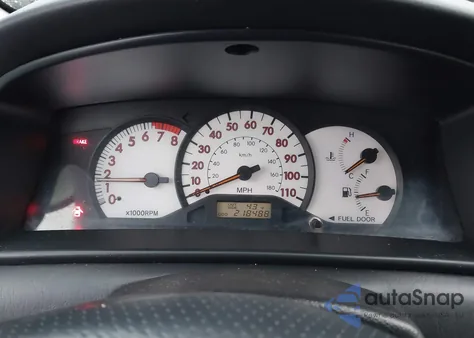 2004 Toyota Corolla S z USA, uszkodzony, nr VIN 1NXBR32E64Z294569